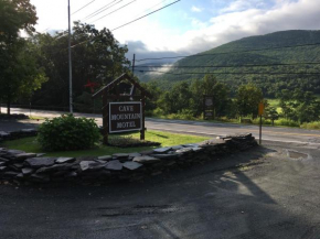 Cave Mountain Motel